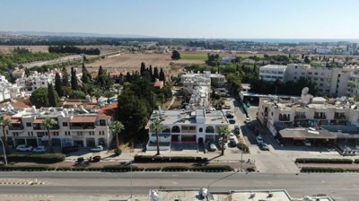 Shop For Sale  in  Kato Paphos