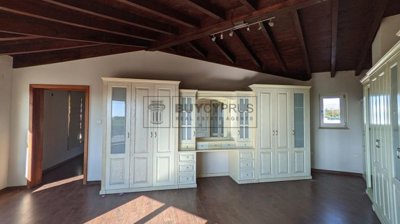 Detached Villa For Sale  in  Anarita