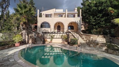 Detached Villa For Sale  in  Kamares - Tala