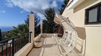 Detached Villa For Sale  in  Kamares - Tala