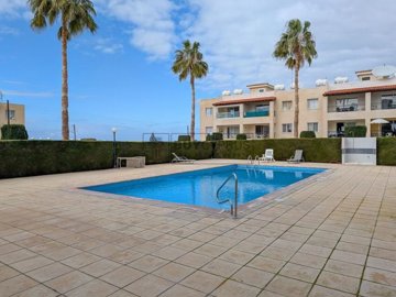 Town House For Sale  in  Chlorakas