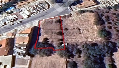 Residential Land  For Sale  in  Mesoyi