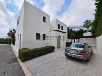 Detached Villa For Sale  in  Kissonerga