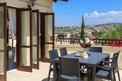 Apartment For Sale  in  Aphrodite Hills