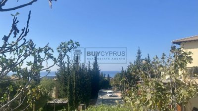 Apartment For Sale  in  Aphrodite Hills