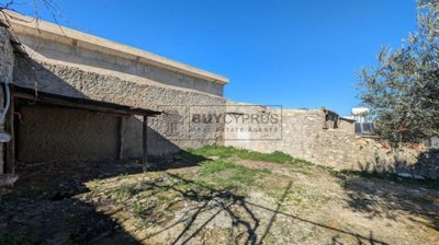 Residential Land  For Sale  in  Giolou