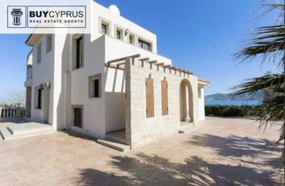 Detached Villa For Sale  in  Pomos