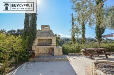 Detached Villa For Sale  in  Neo Chorio