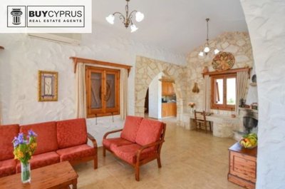 Detached Villa For Sale  in  Neo Chorio