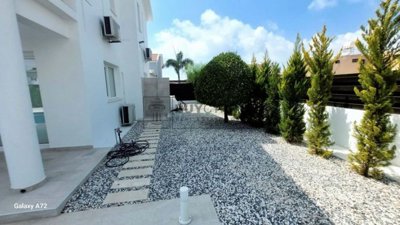 Detached Villa For Sale  in  Coral Bay