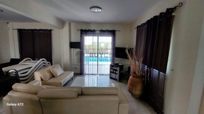 Detached Villa For Sale  in  Coral Bay