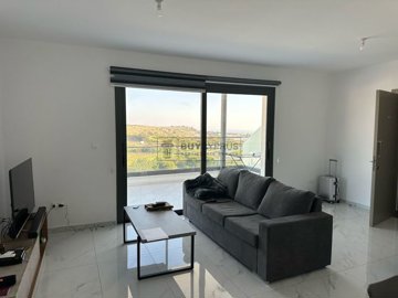 Apartment For Sale  in  Anavargos