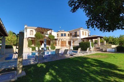 Detached Villa For Sale  in  Aphrodite Hills