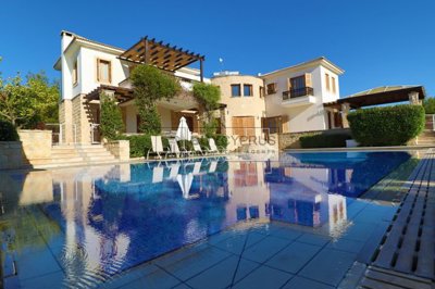 Detached Villa For Sale  in  Aphrodite Hills