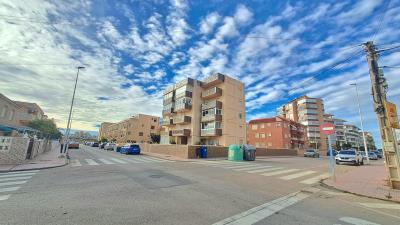 EDIFICIO-Y-CALLE