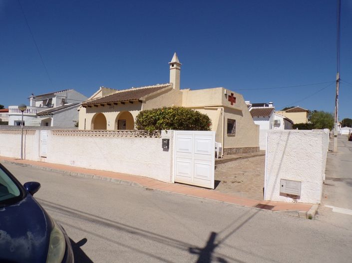 Image No.1-3 Bed Villa for sale