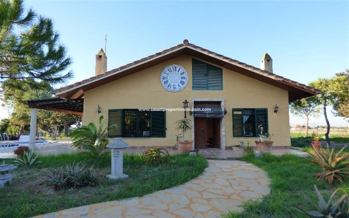 Image No.1-3 Bed Villa for sale