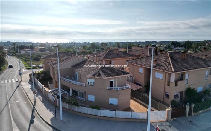 Image No.1-Maison de ville de 4 chambres à vendre à El Pinet