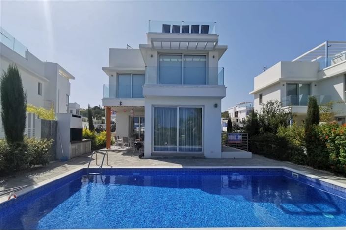 Image No.1-3 Bed Villa for sale