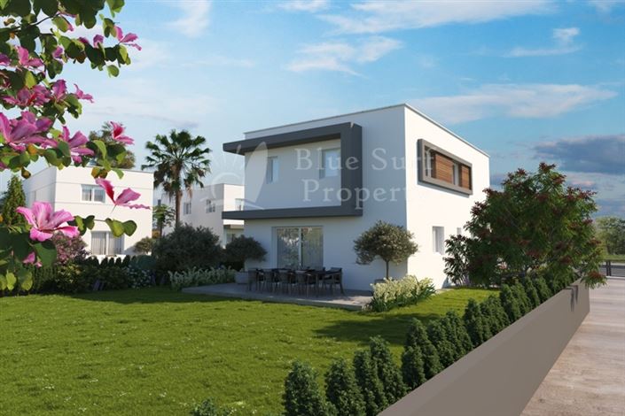 Image No.1-3 Bed Villa for sale