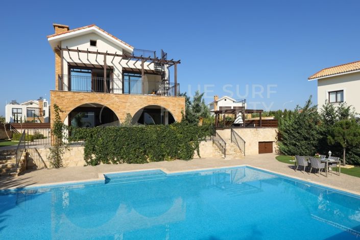 Image No.1-5 Bed Villa for sale