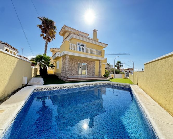 Image No.1-3 Bed Villa for sale