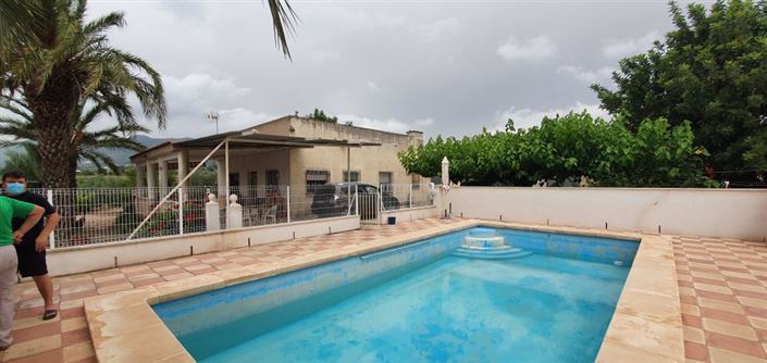 Image No.1-4 Bed Villa for sale