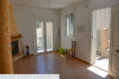 Open plan living, dining room & kitchen