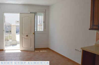 Open plan living, dining room & kitchen