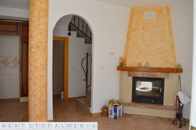 Open plan living, dining room & kitchen