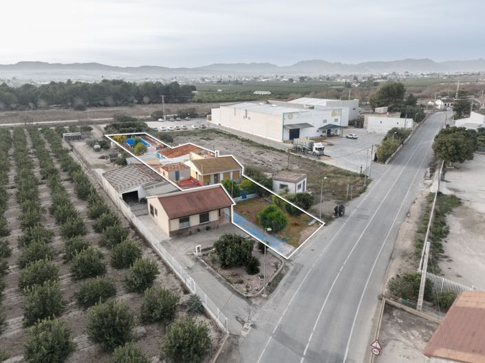 Image No.1-Maison de campagne de 6 chambres à vendre à Orihuela