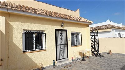 38677-semi-detached-villa-for-sale-in-camposo