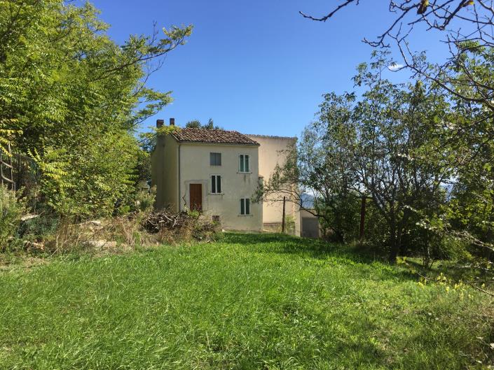 country house for sale in Gessopalena - Detached - £20742 (Ref: AP2468115)