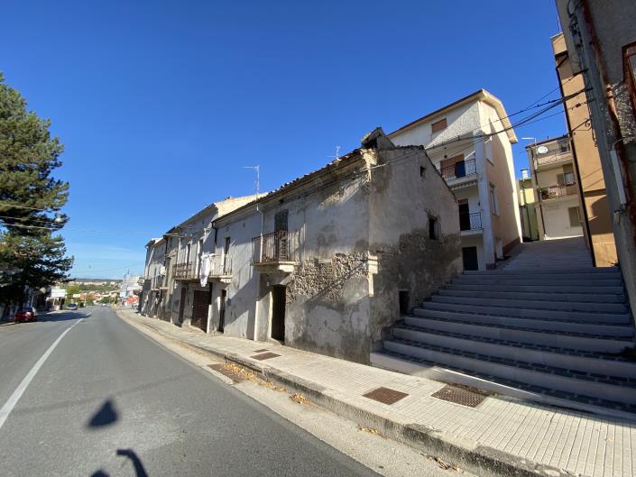 Image No.1-Maison de ville à vendre à Castél Frentano