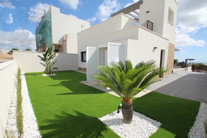 Image No.1-2 Bed Villa for sale