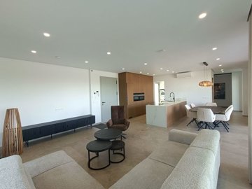 9942amazingmodernvillaforsale280225111244loun