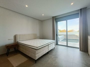 9942amazingmodernvillaforsale280225111244bed1