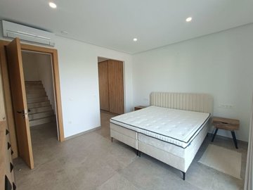 9942amazingmodernvillaforsale280225111244bed1