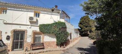 country-house-in-pinoso-3-large