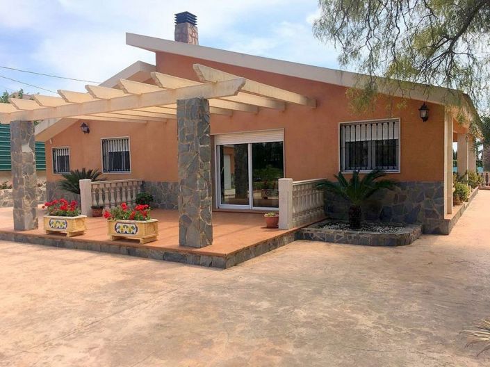 Image No.1-3 Bed Villa for sale