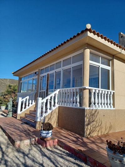 Image No.1-3 Bed Villa for sale