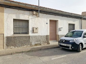 1 - Pinoso, Townhouse