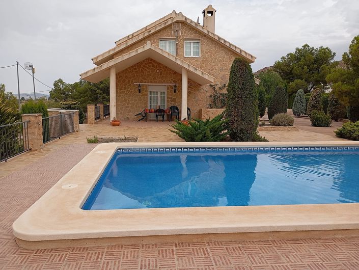 Image No.1-5 Bed Villa for sale