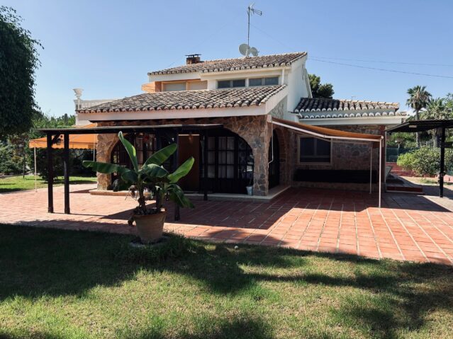 Image No.1-5 Bed Villa for sale