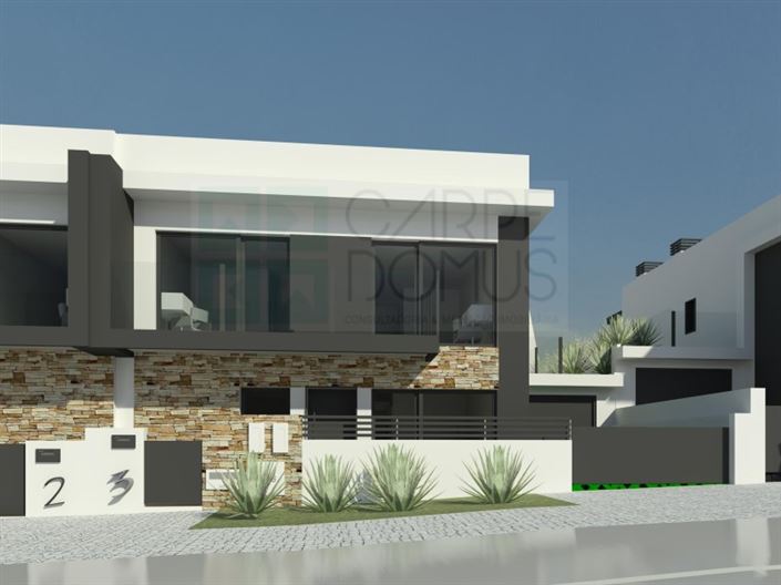 Image No.1-4 Bed House for sale