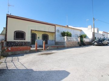 1 - Vila Viçosa, House