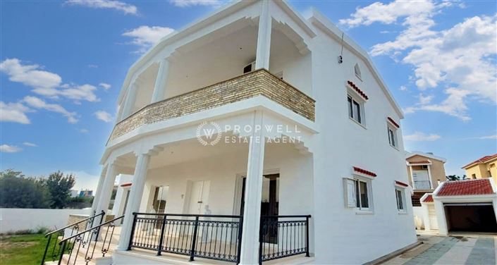 Image No.1-5 Bed Villa for sale