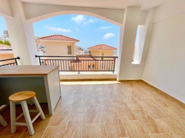 nice-townhouse-for-sale-paphos-cyprus16