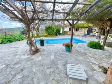 bangalow-for-sale-paphos-cyprus8