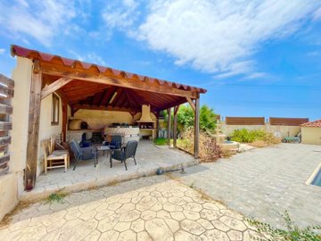 villa-for-sale-sea-caves-paphos-cyprus